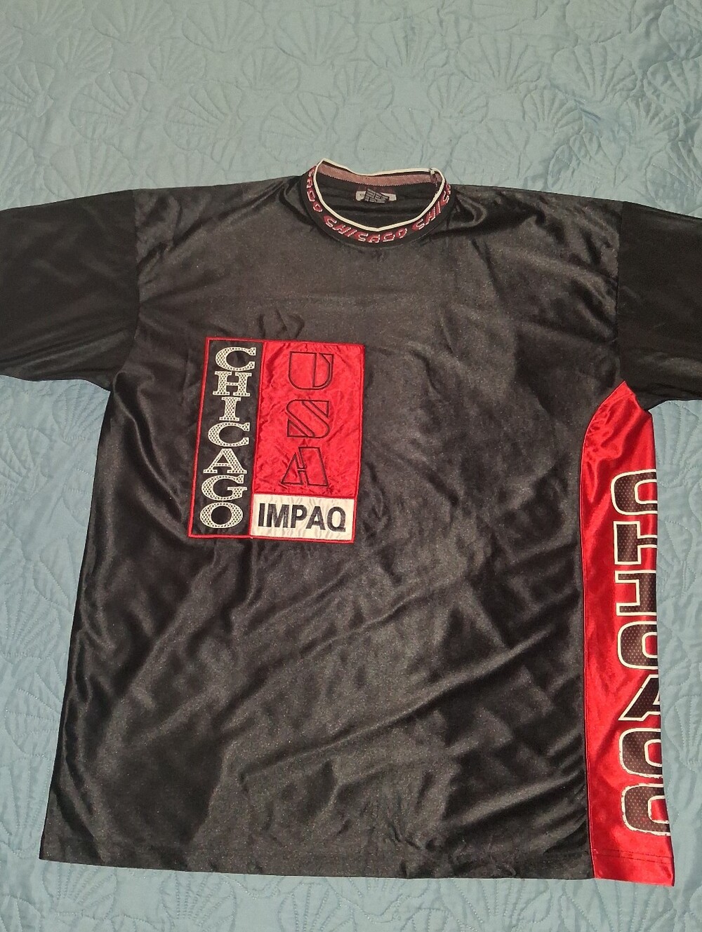 vintage IMPAQ Chicago USA athletic warm-up shirt from the 1990s.